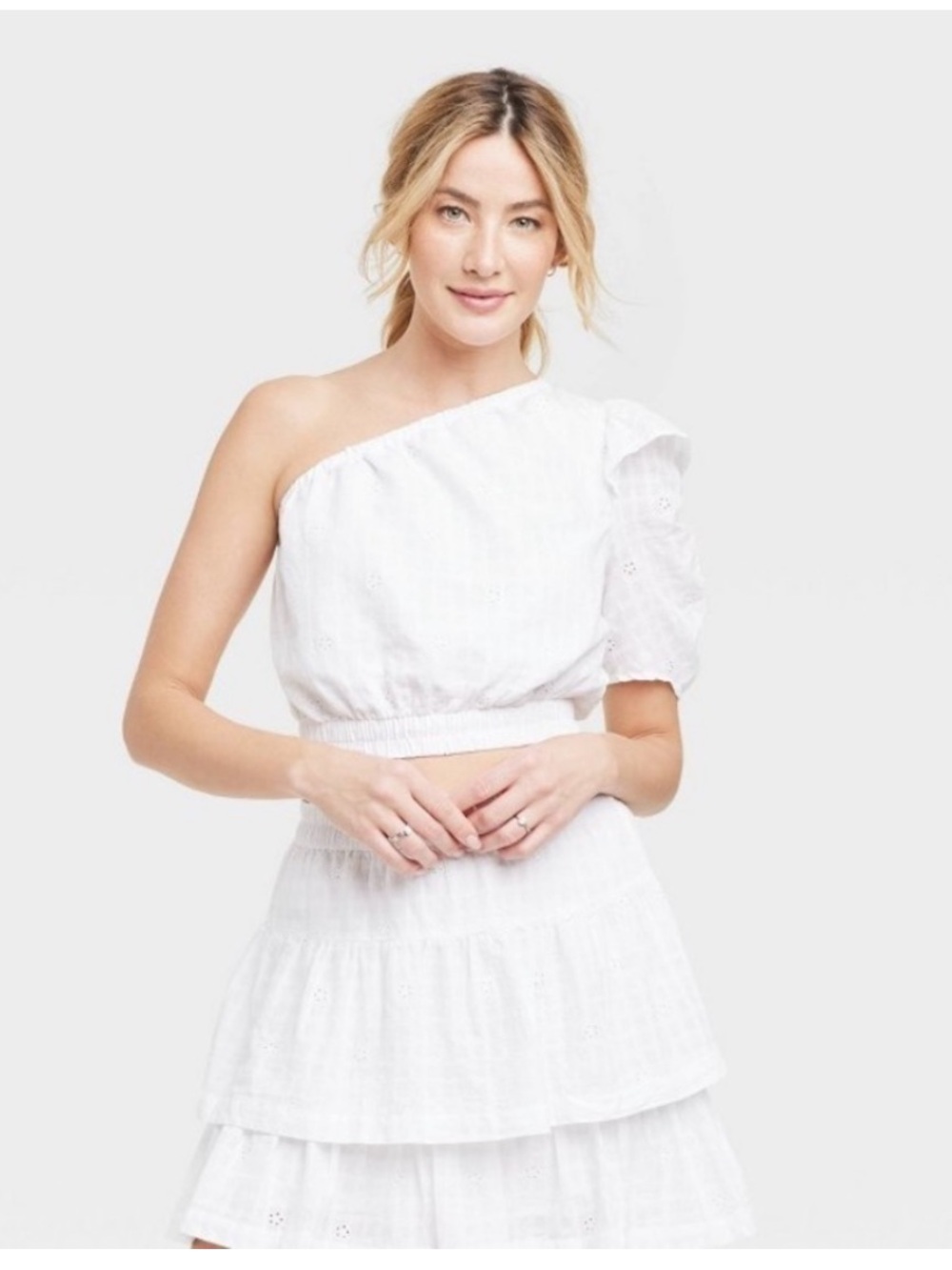 Universal Thread One-Shoulder White Eyelet Crop Top.
Size XXL - Picture 13 of 13